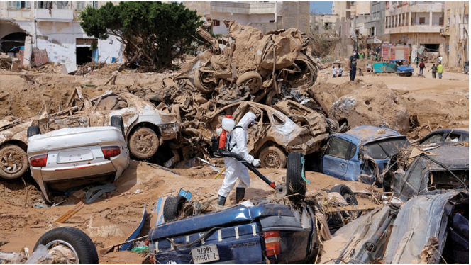 على خلفية فيضانات درنة.. سجن 12 مسؤولا ليبيا